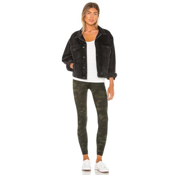 SPANX Look At Me Now Seamless Legging in Camo NWOT Size XS - Picture 4 of 4